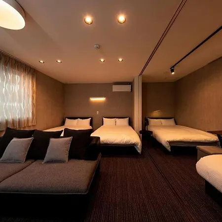 White Crystal Roomb 福岡市 エクステリア 写真