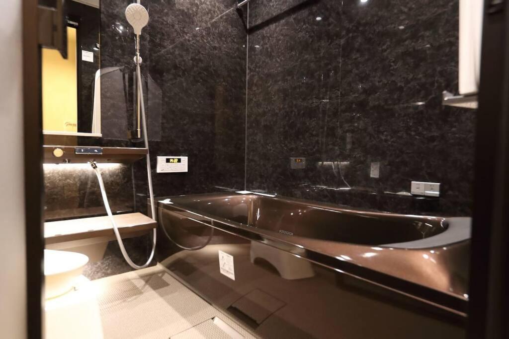 White Crystal Roomb * 福岡市